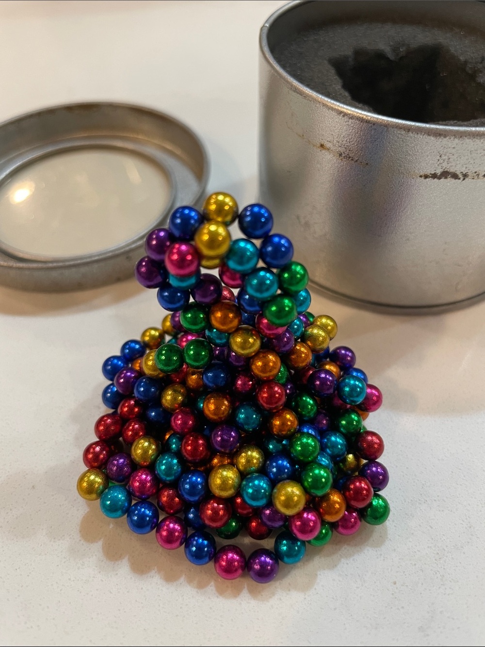 Magnetic Ball Sphere Puzzle in Multicolor